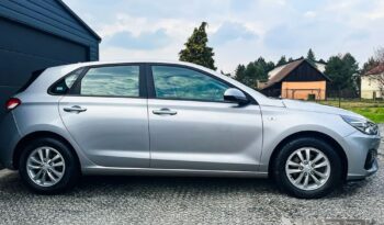 Hyundai i30 1.5 DPI Classic + full