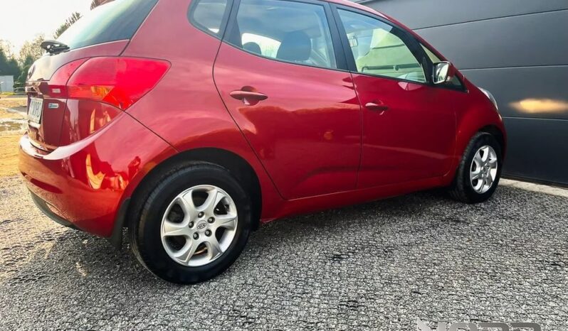 Kia Venga 1.4 CRDi M full