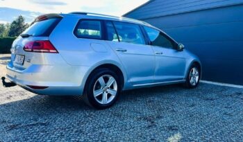 Volkswagen Golf full