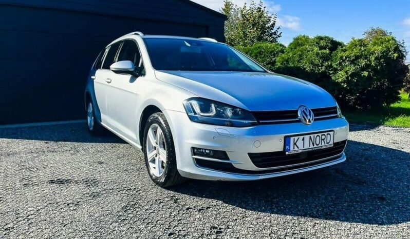 Volkswagen Golf full