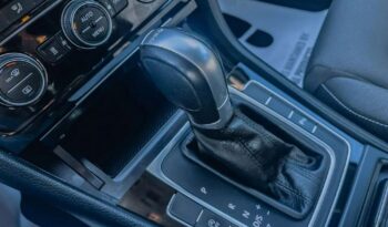 Volkswagen Golf full