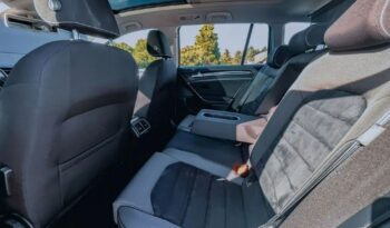 Volkswagen Golf full