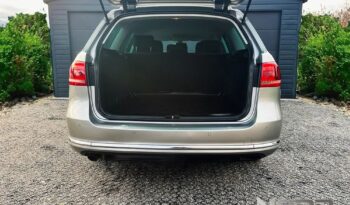 Volkswagen Passat full