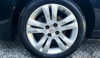 Peugeot 5008 1.6 BlueHDi Style 7os full