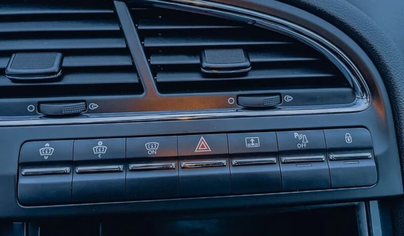 Peugeot 5008 1.6 BlueHDi Style 7os full