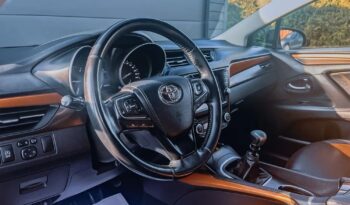 Toyota Avensis 1.6 D-4D Prestige full