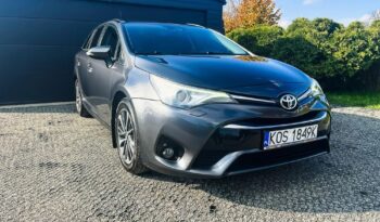 Toyota Avensis 1.6 D-4D Prestige full