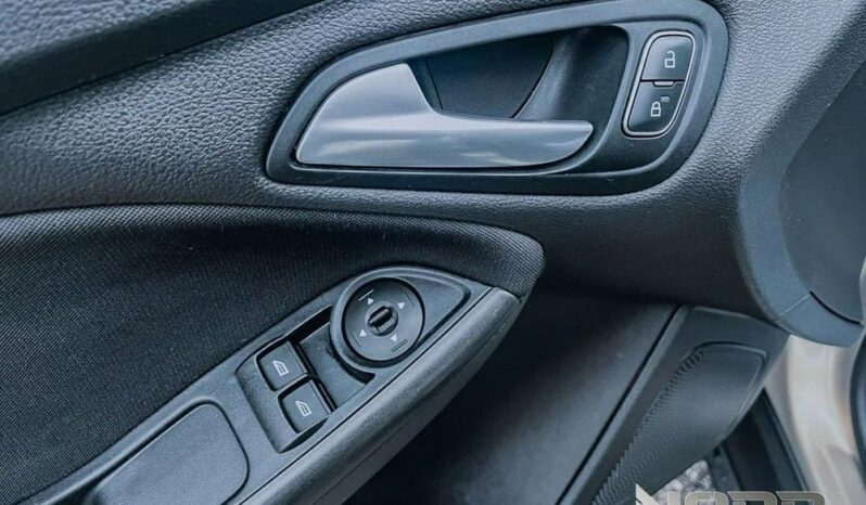 Ford Focus 1.0 EcoBoost Trend full