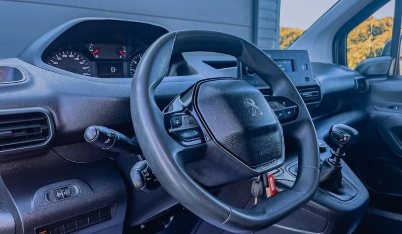 Peugeot Partner 1.5l 4×4 Long Asphalt full