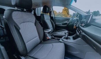 Hyundai i30 1.5 DPI Classic + full