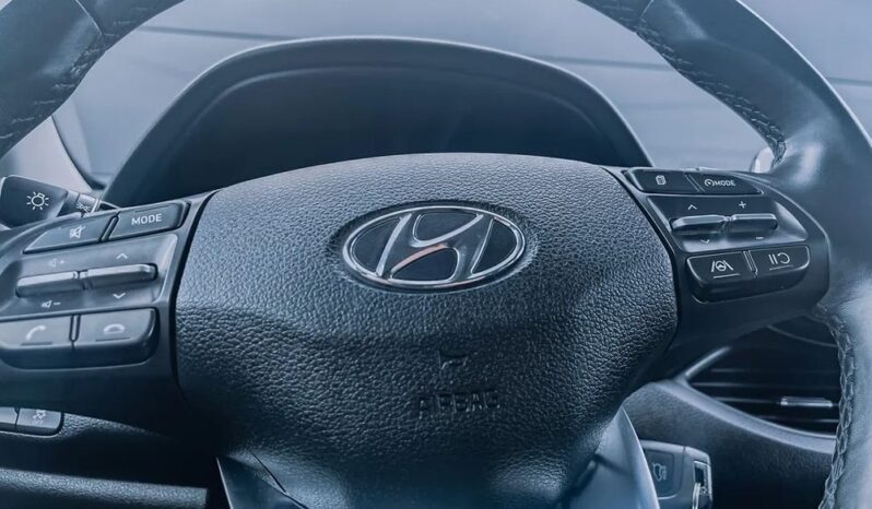 Hyundai i30 1.5 DPI Classic + full