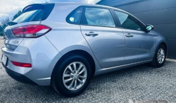 Hyundai i30 1.5 DPI Classic + full
