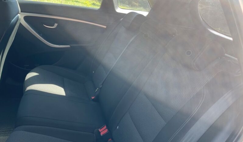 Hyundai i30 1.4 CRDi Classic full