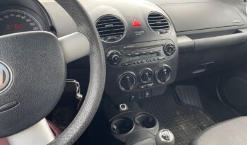 Volkswagen New Beetle 1.9 TDI full