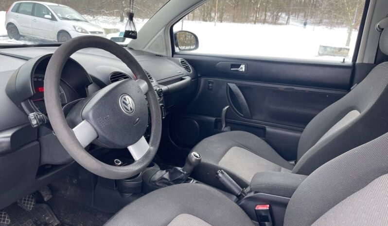 Volkswagen New Beetle 1.9 TDI full