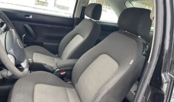 Volkswagen New Beetle 1.9 TDI full