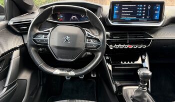 Peugeot 208 full