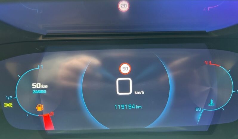 Peugeot 208 full