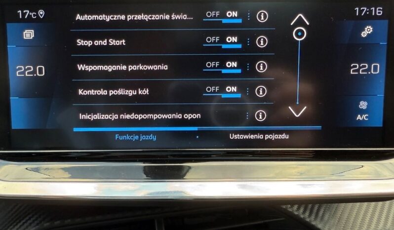 Peugeot 208 full