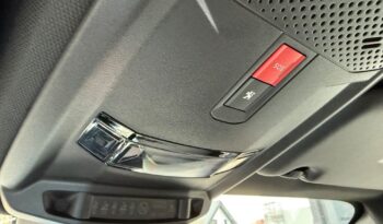 Peugeot 208 full