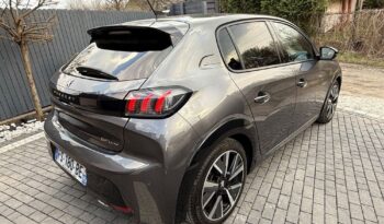 Peugeot 208 full