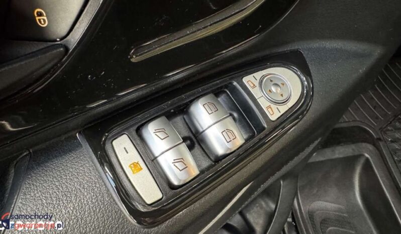 Mercedes-Benz Vito full
