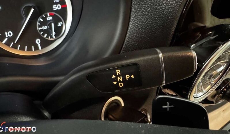 Mercedes-Benz Vito full