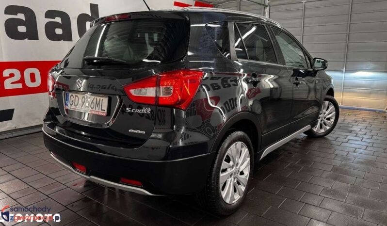 Suzuki SX4 S-Cross full