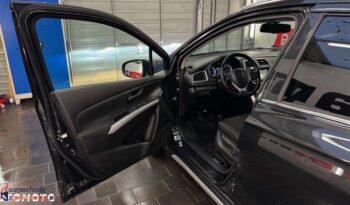 Suzuki SX4 S-Cross full