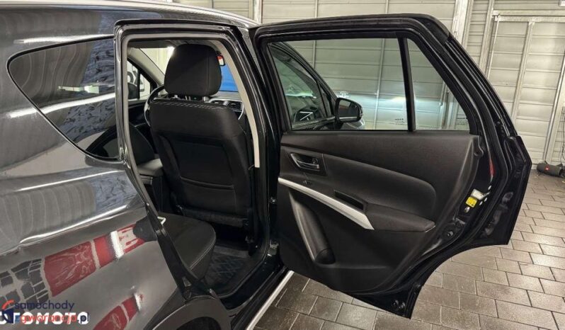 Suzuki SX4 S-Cross full