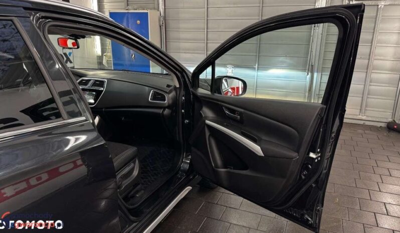 Suzuki SX4 S-Cross full