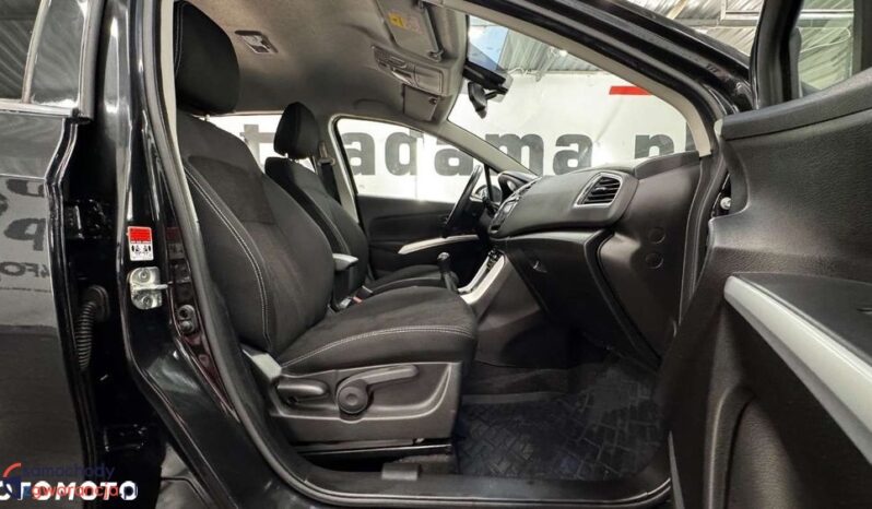 Suzuki SX4 S-Cross full