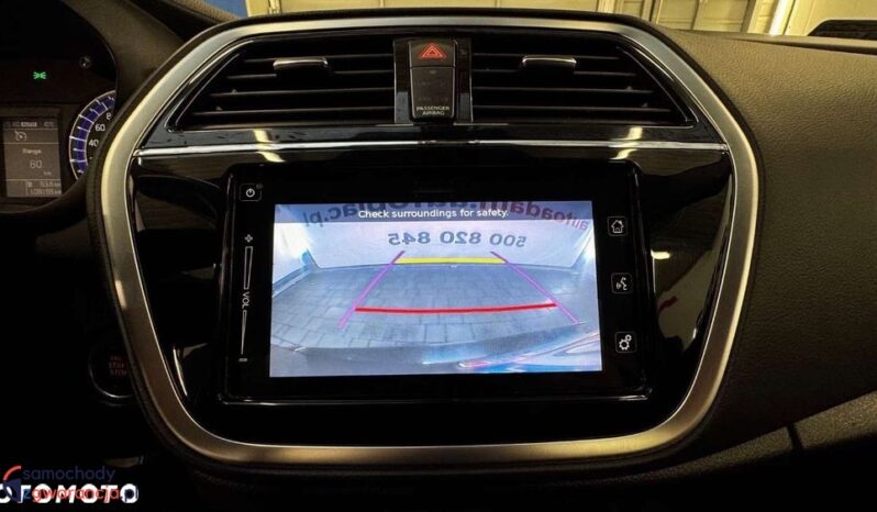 Suzuki SX4 S-Cross full