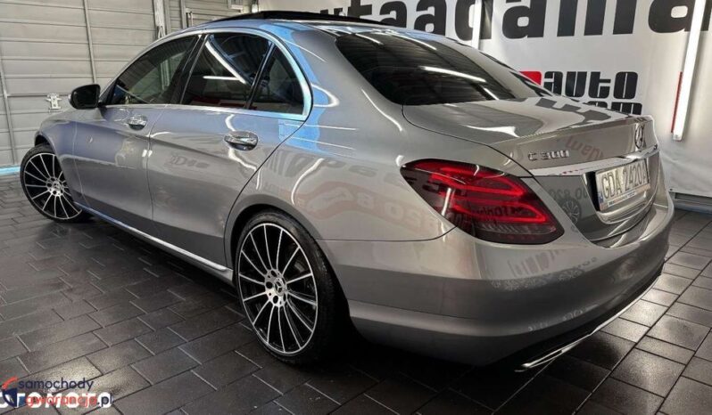 Mercedes-Benz Klasa C full