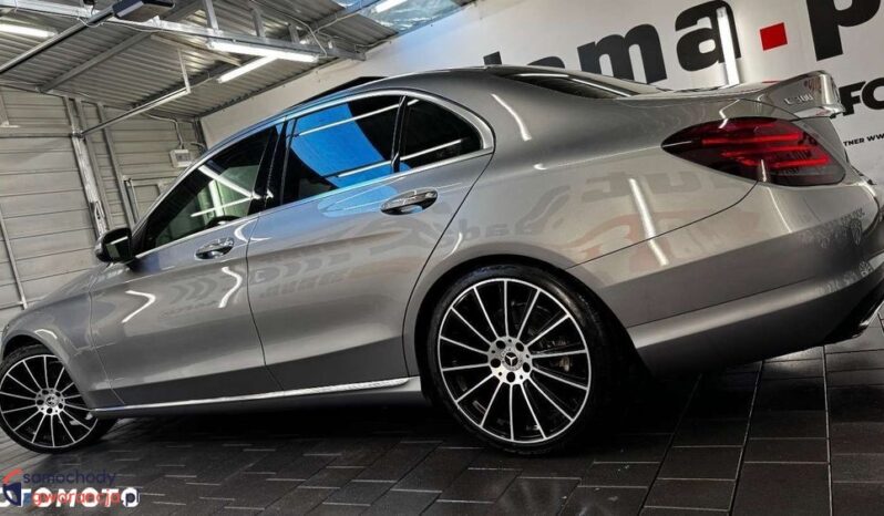 Mercedes-Benz Klasa C full