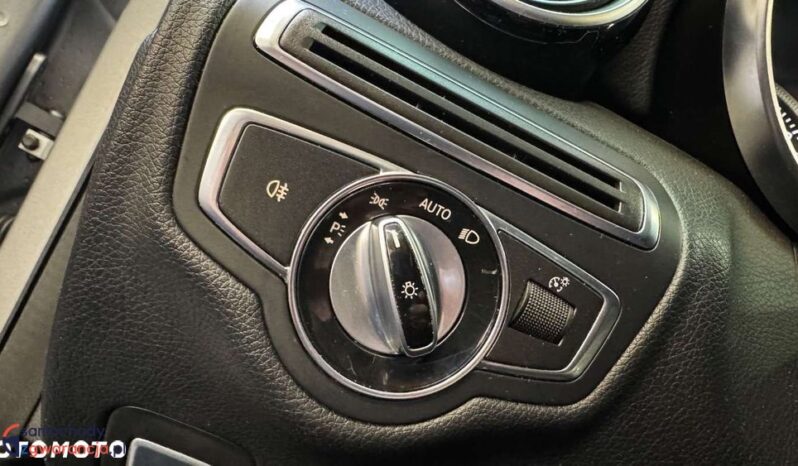 Mercedes-Benz Klasa C full