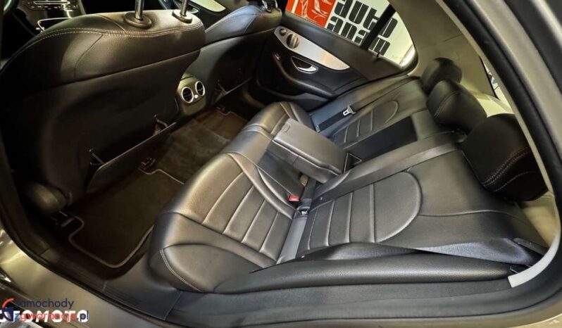Mercedes-Benz Klasa C full