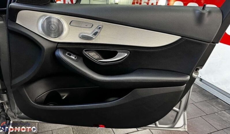 Mercedes-Benz Klasa C full