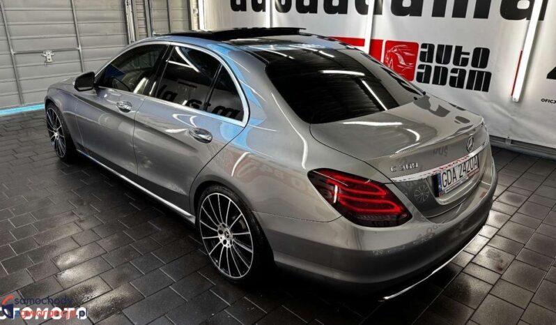 Mercedes-Benz Klasa C full