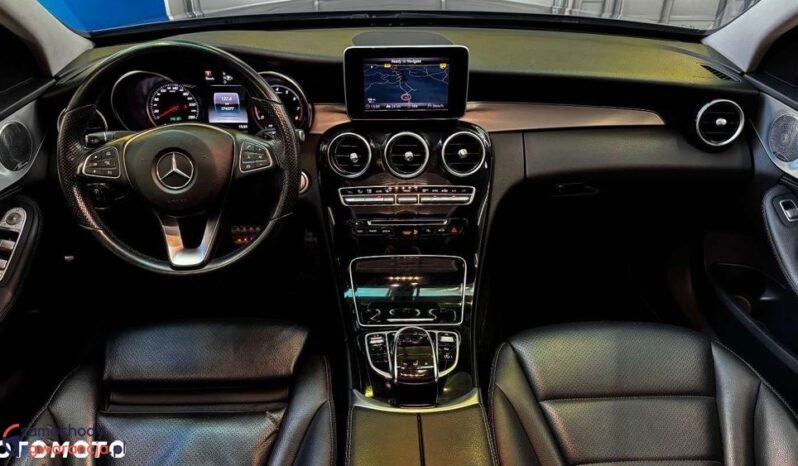 Mercedes-Benz Klasa C full