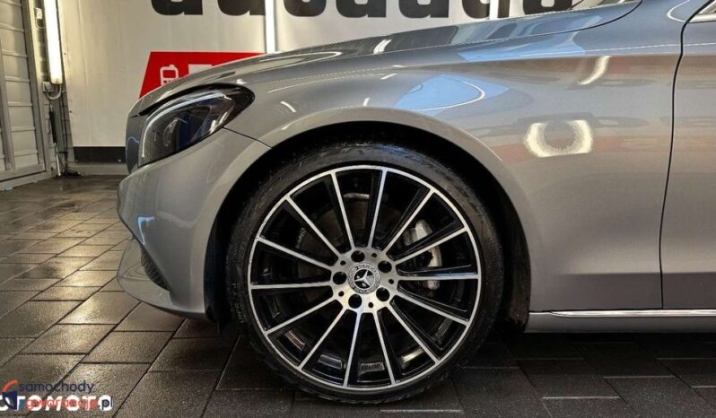 Mercedes-Benz Klasa C full