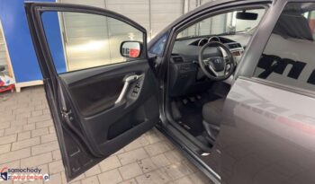 Toyota Verso full