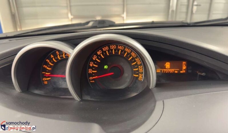 Toyota Verso full