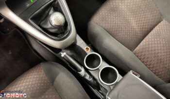 Toyota Verso full