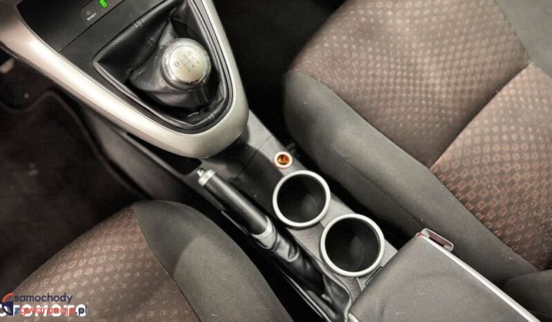 Toyota Verso full