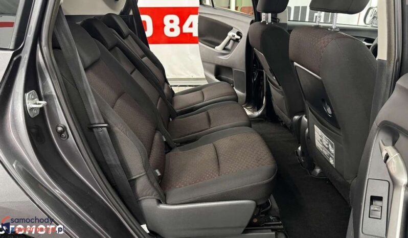 Toyota Verso full
