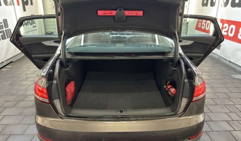 Audi A4 full