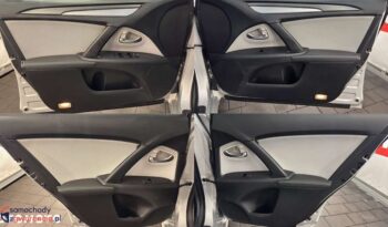 Toyota Avensis full