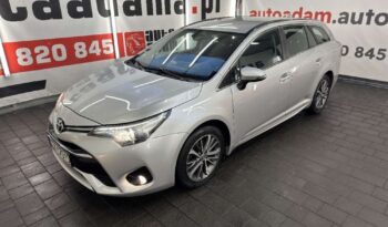 Toyota Avensis full