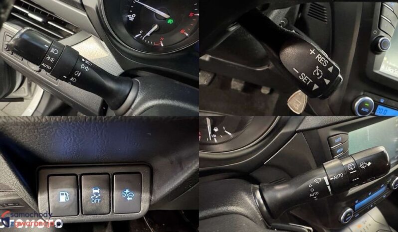 Toyota Avensis full